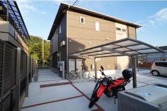 パインクレスト8番館 パインクレスト8番館