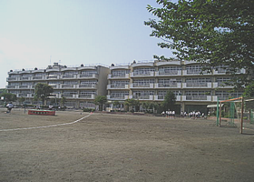 奈良中学校