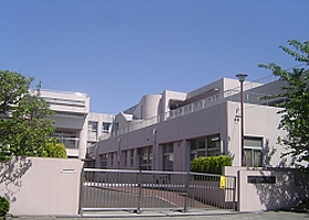 新石川小学校